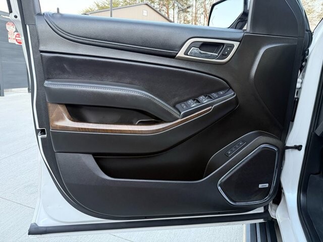 2018 GMC Yukon XL in Knoxville, TN 37920 - 18112229 31