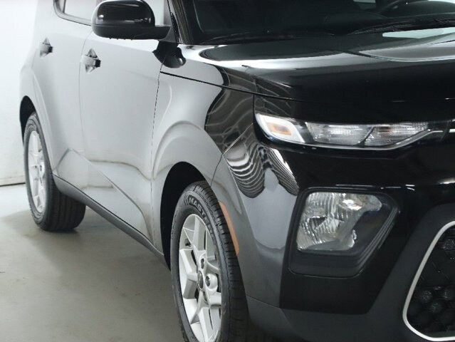 2022 Kia Soul in Bedford, OH 44146 - 18112231 8