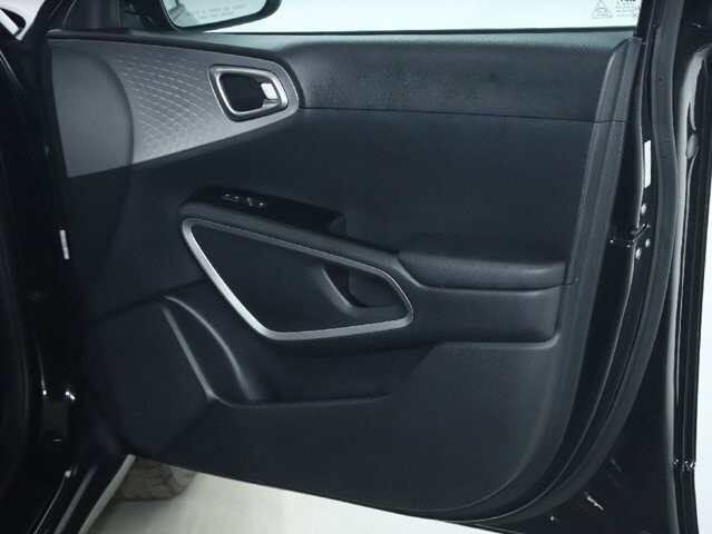 2022 Kia Soul in Bedford, OH 44146 - 18112231 34