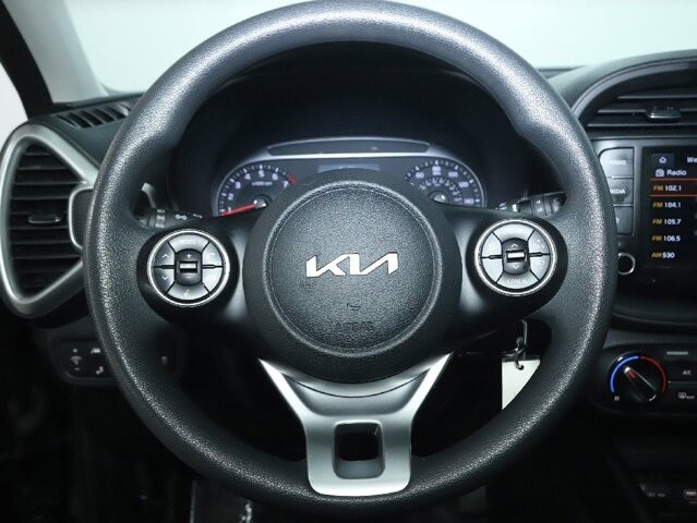 2022 Kia Soul in Bedford, OH 44146 - 18112231 21