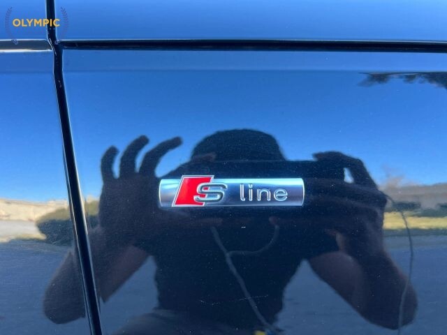 2018 Audi A4 in Decatur, GA 30032 - 18112235 43