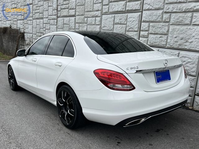2016 Mercedes-Benz C 300 in Decatur, GA 30032 - 18112237 4