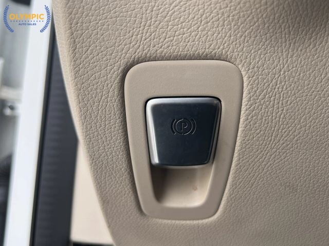 2016 Mercedes-Benz C 300 in Decatur, GA 30032 - 18112237 41