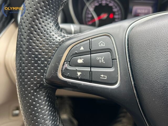 2016 Mercedes-Benz C 300 in Decatur, GA 30032 - 18112237 24