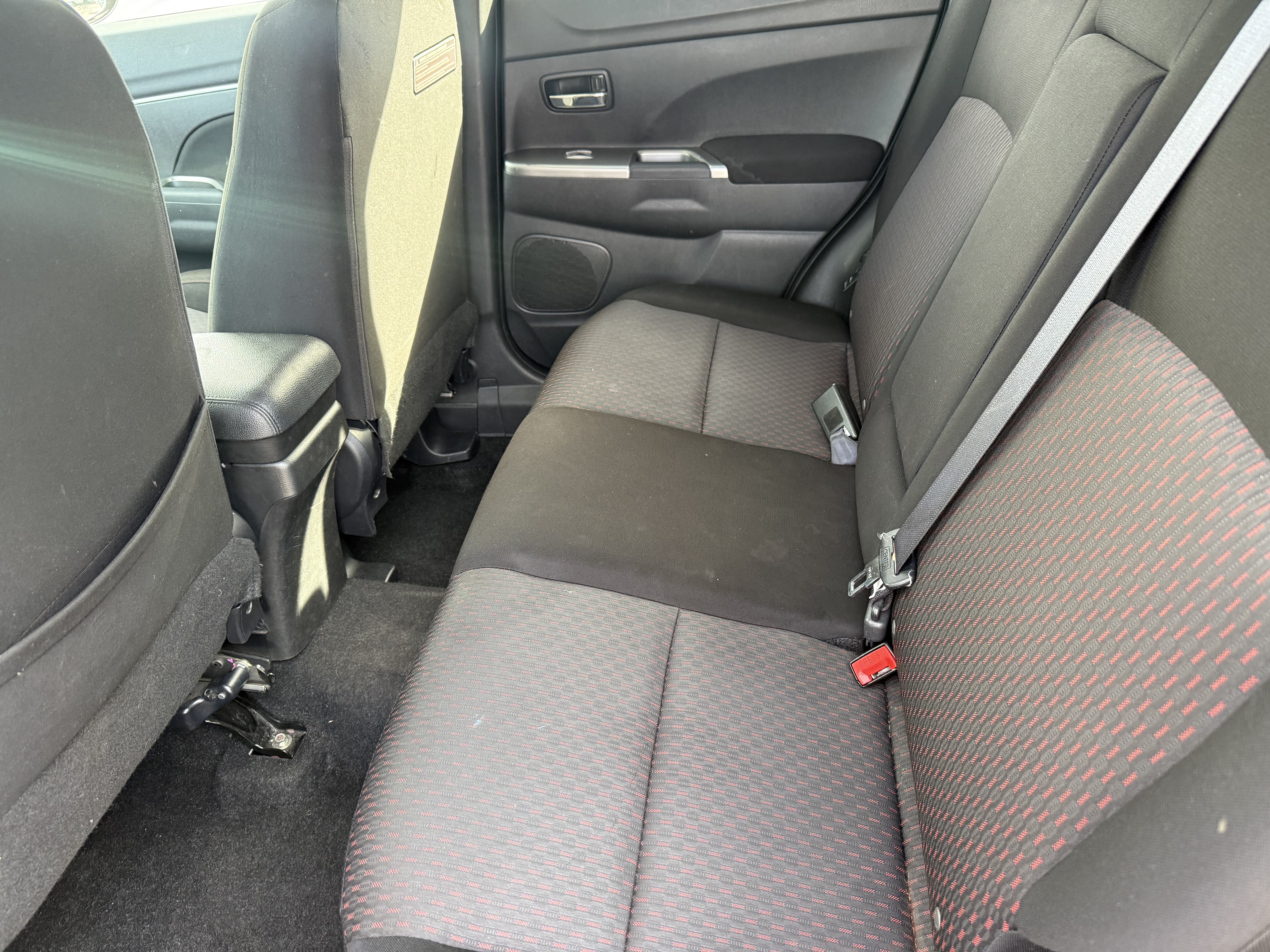 2018 Mitsubishi Outlander Sport in Phoenix, AZ 85022 - 18112245 8