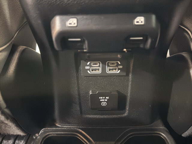 2022 Jeep Gladiator in Burlington, WI 53105 - 18112250 13