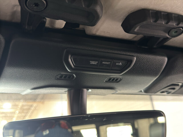 2022 Jeep Gladiator in Burlington, WI 53105 - 18112250 33