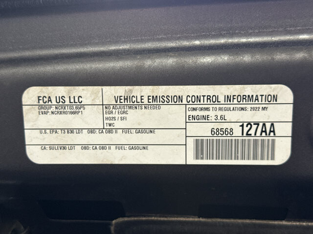 2022 Jeep Gladiator in Burlington, WI 53105 - 18112250 35