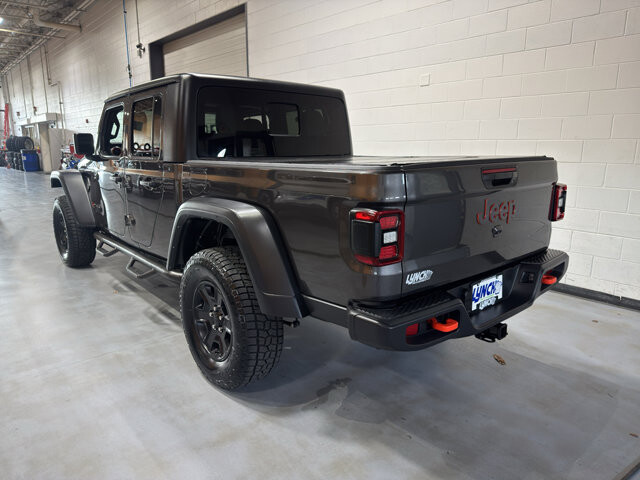 2022 Jeep Gladiator in Burlington, WI 53105 - 18112250 3