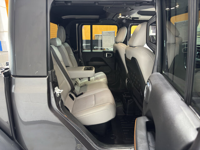 2022 Jeep Gladiator in Burlington, WI 53105 - 18112250 20