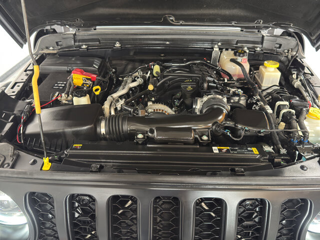 2022 Jeep Gladiator in Burlington, WI 53105 - 18112250 34