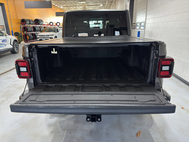 2022 Jeep Gladiator in Burlington, WI 53105 - 18112250 21