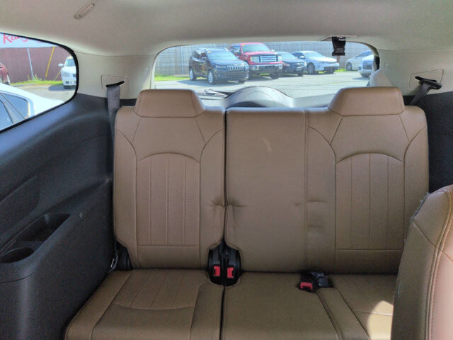 2017 Buick Enclave in North Little Rock, AR 72117-1620 - 18112261 5