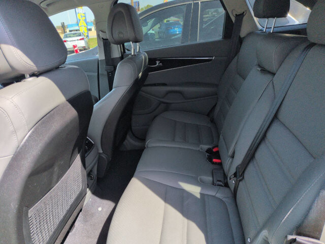 2016 Kia Sorento in North Little Rock, AR 72117-1620 - 18112262 4