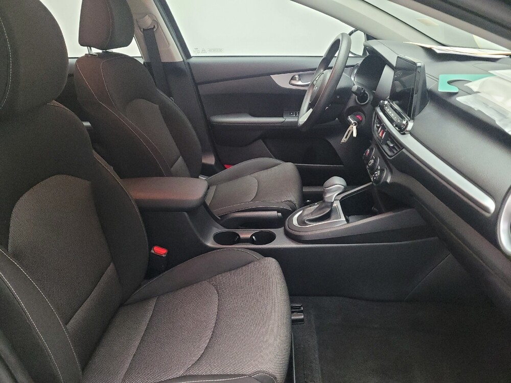 2024 Kia Forte in Montclair, CA 91763 - 18112288 21