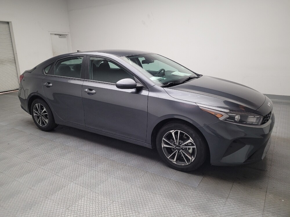 2024 Kia Forte in Montclair, CA 91763 - 18112288 11