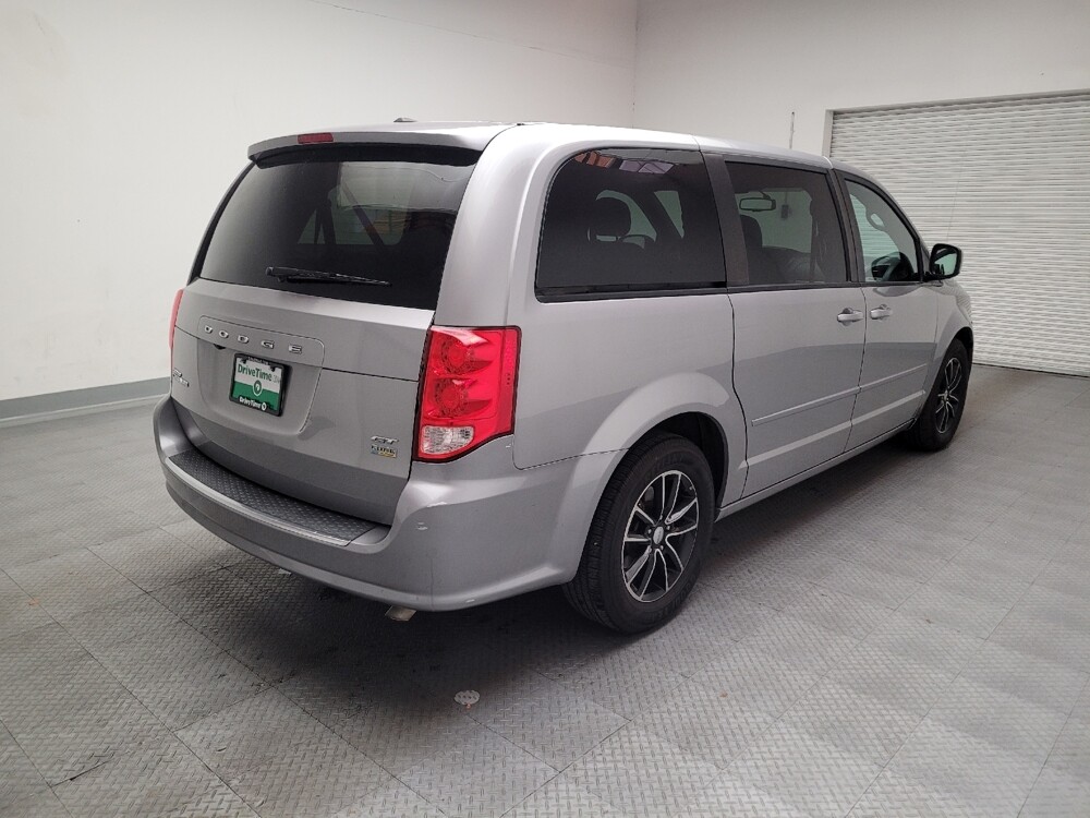 2017 Dodge Grand Caravan in Montclair, CA 91763 - 18112291 9