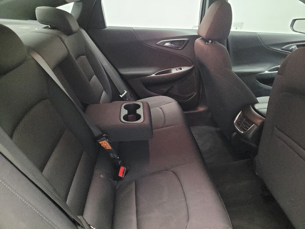 2023 Chevrolet Malibu in Torrance, CA 90504 - 18112292 19