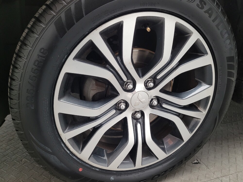 2018 Mitsubishi Outlander Sport in Downey, CA 90241 - 18112295 31