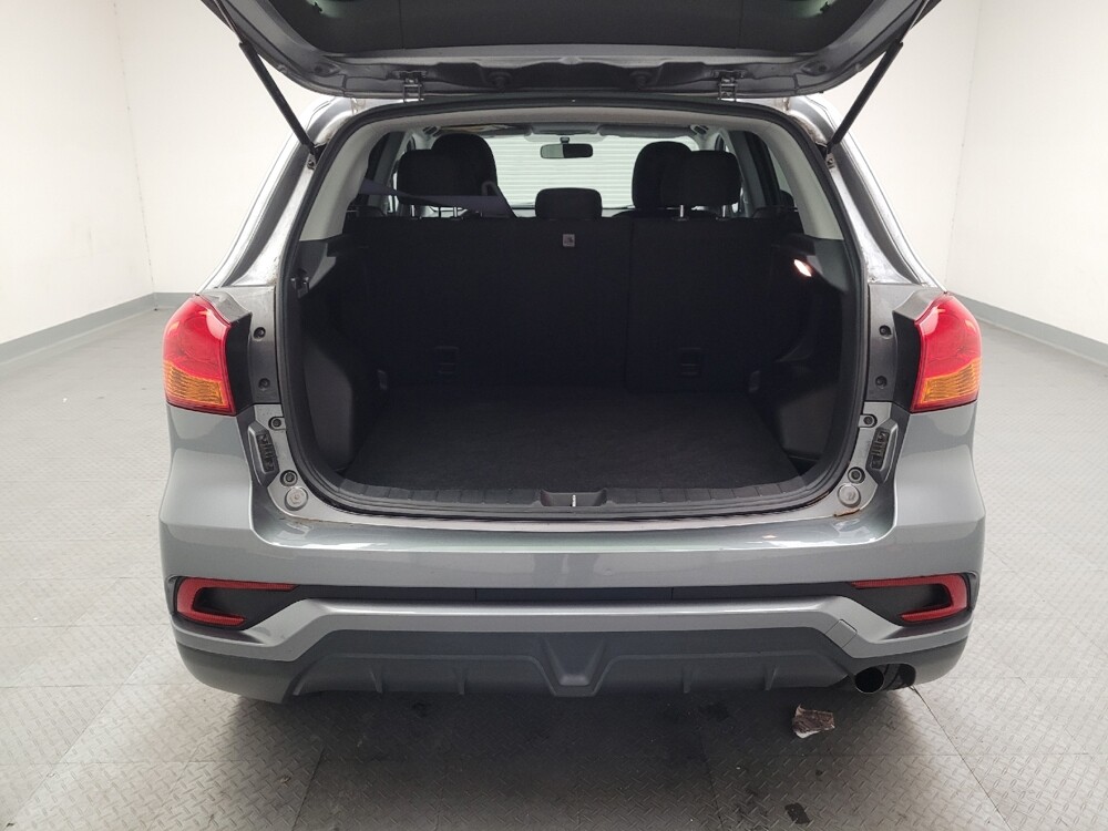 2018 Mitsubishi Outlander Sport in Downey, CA 90241 - 18112295 29