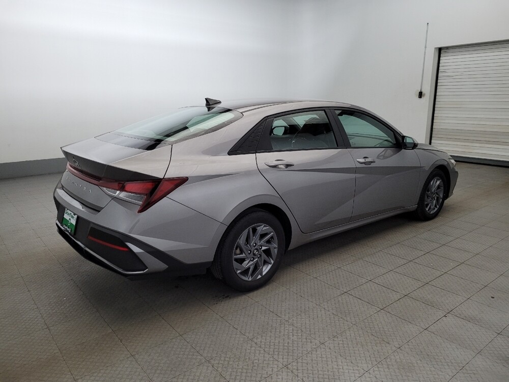 2024 Hyundai Elantra in Henrico, VA 23223 - 18112299 10