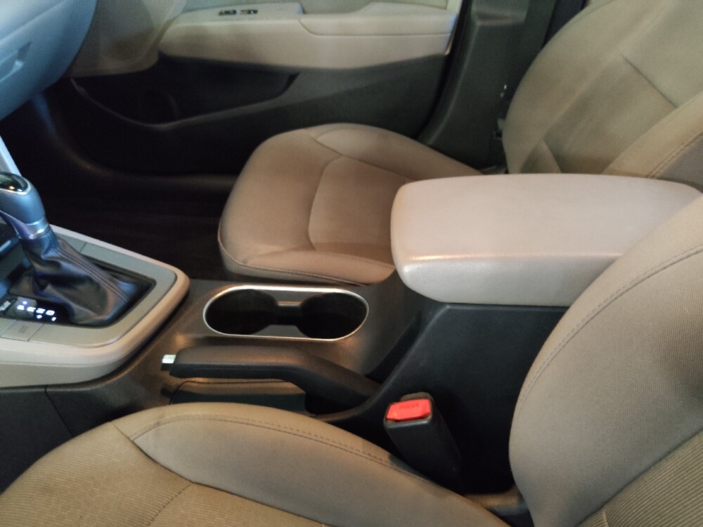 2018 Hyundai Elantra in Athens, GA 30606 - 18112300 26