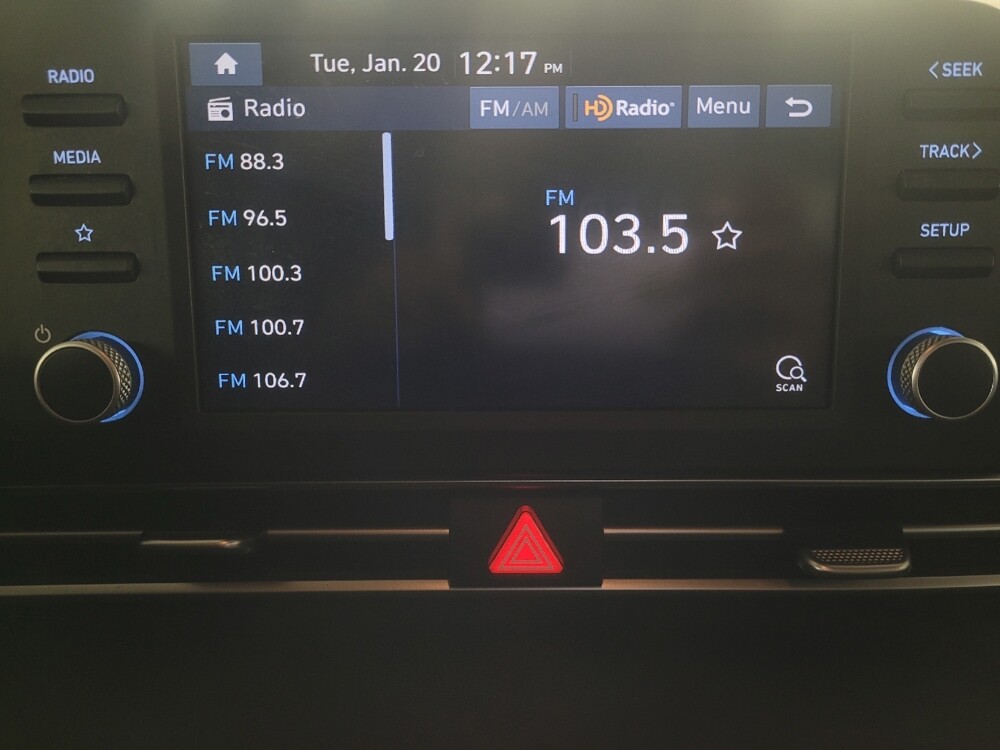 2021 Hyundai Elantra in Knoxville, TN 37923 - 18112302 25