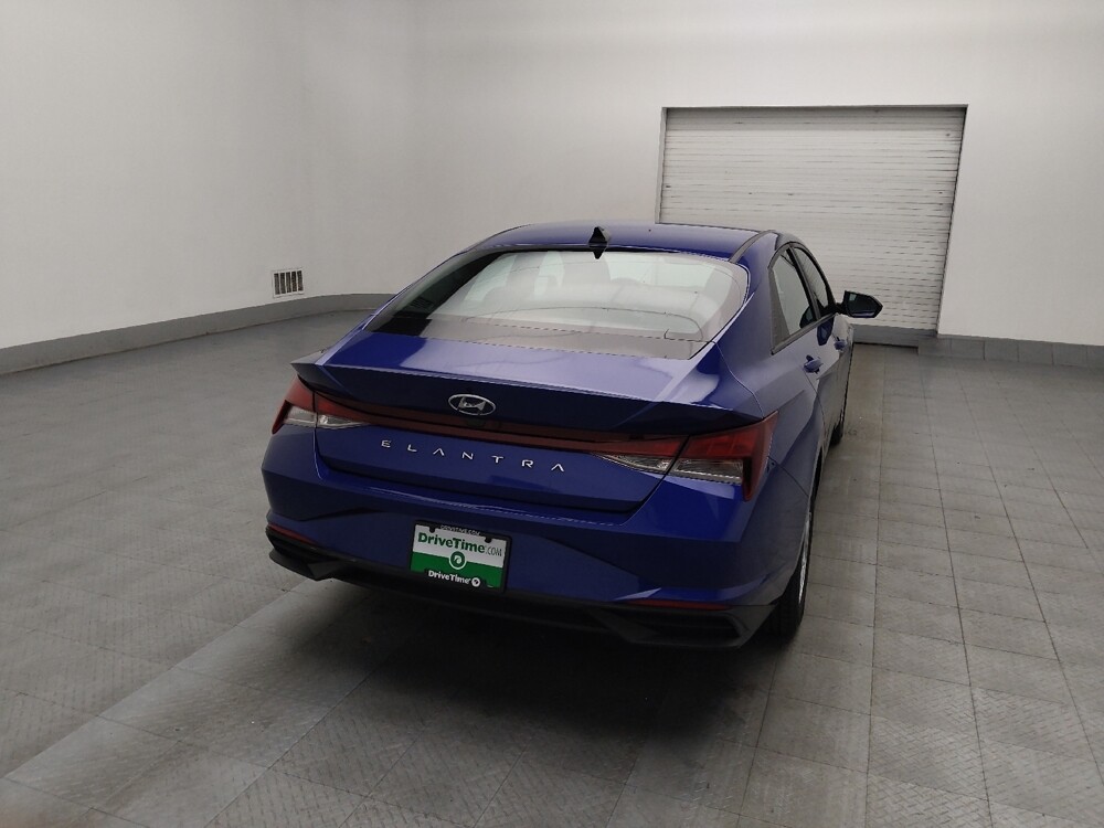 2021 Hyundai Elantra in Knoxville, TN 37923 - 18112302 7