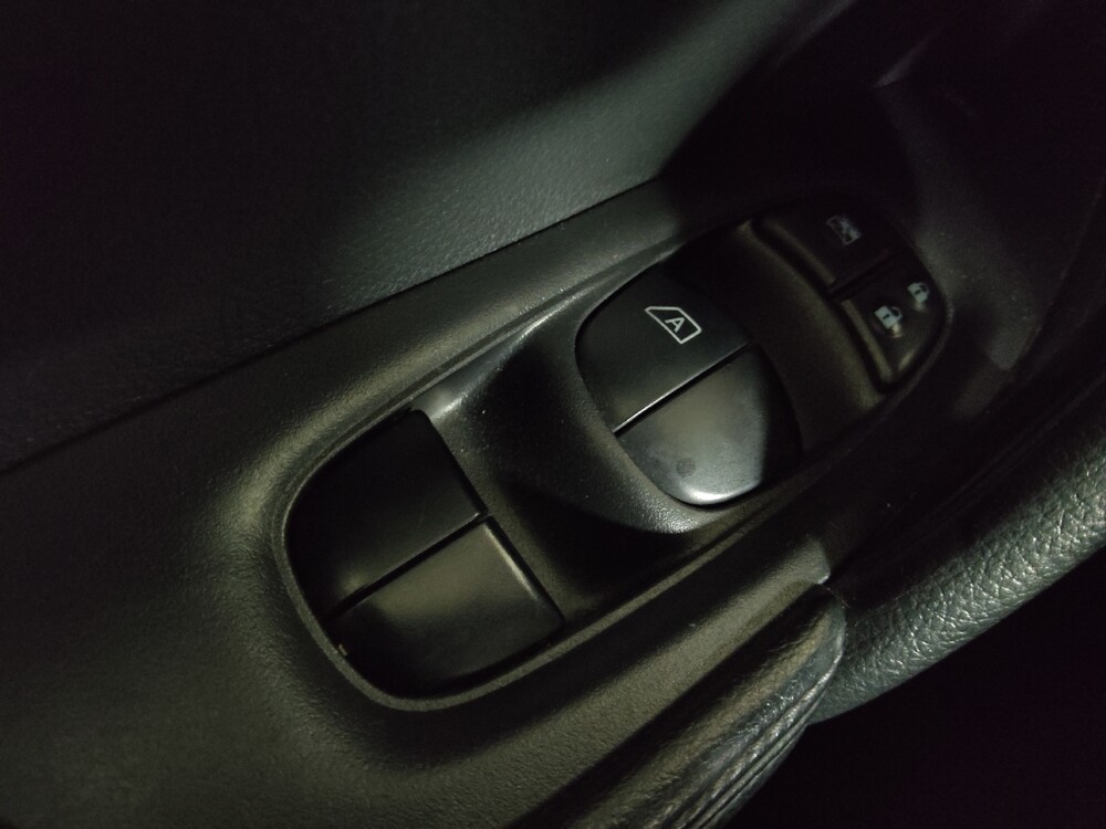 2015 Nissan Rogue in Marietta, GA 30062 - 18112303 32