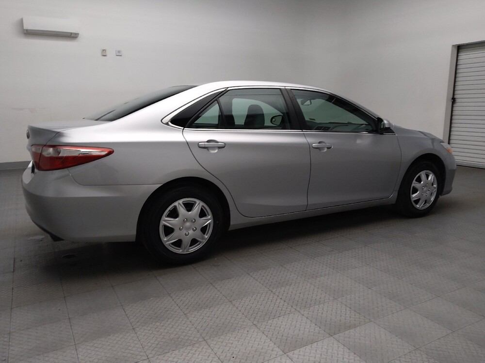 2017 Toyota Camry in Tulsa, OK 74145 - 18112311 10