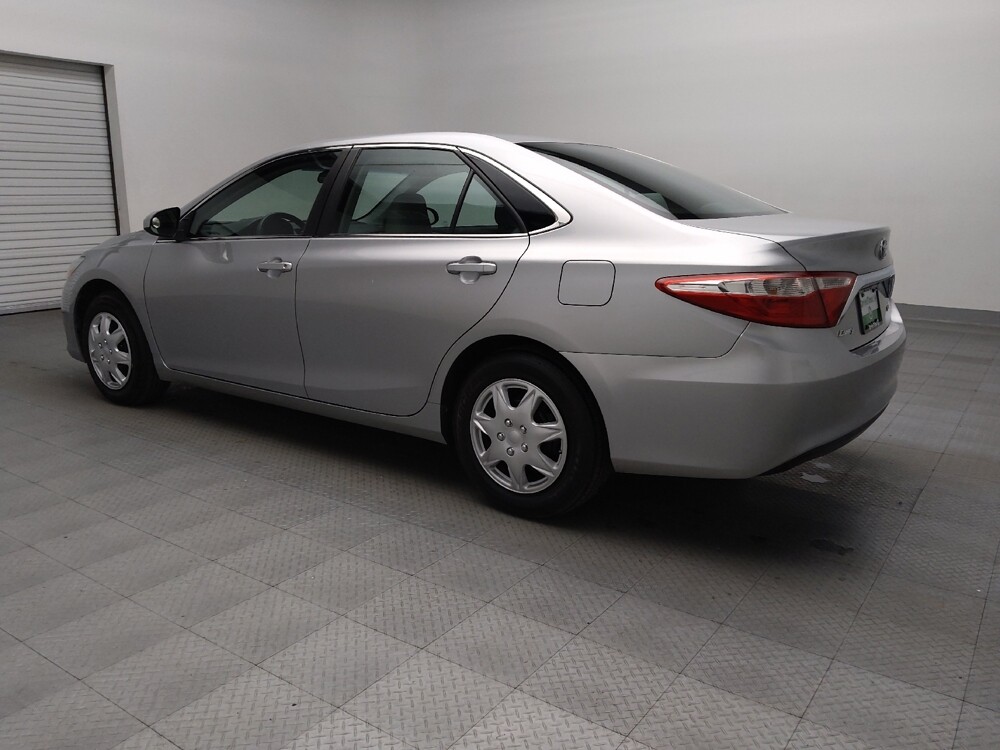 2017 Toyota Camry in Tulsa, OK 74145 - 18112311 5