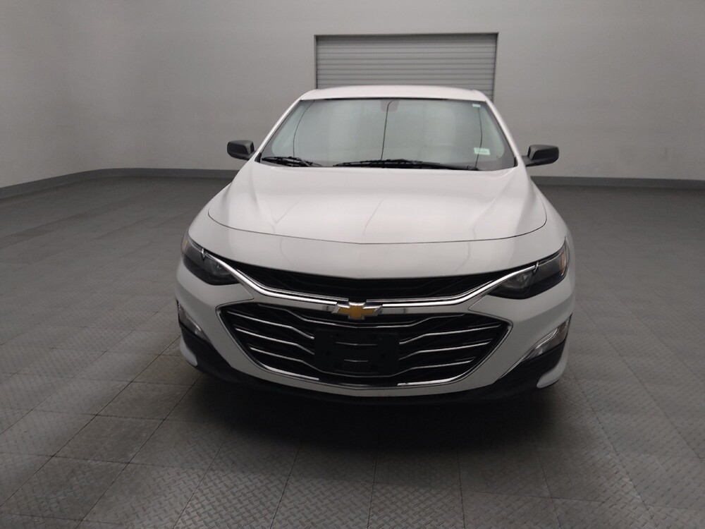 2019 Chevrolet Malibu in Tulsa, OK 74145 - 18112315 15