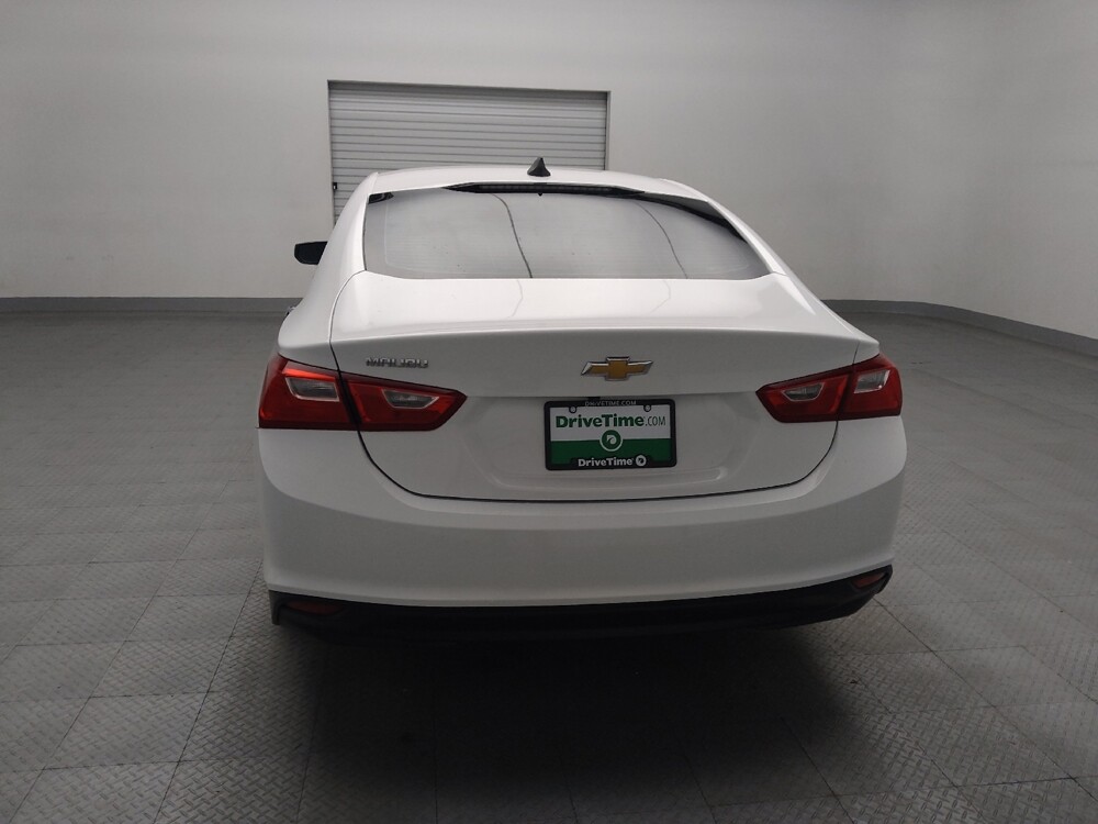 2019 Chevrolet Malibu in Tulsa, OK 74145 - 18112315 6