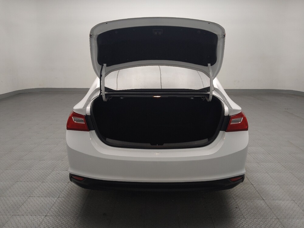 2019 Chevrolet Malibu in Tulsa, OK 74145 - 18112315 29