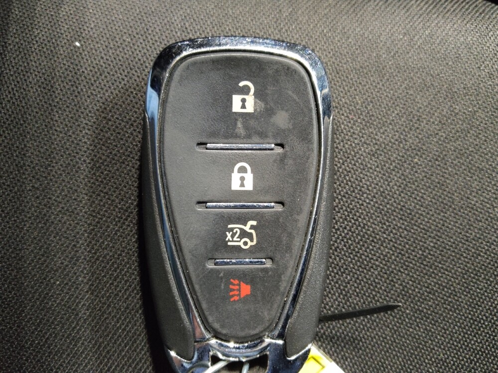 2019 Chevrolet Malibu in Tulsa, OK 74145 - 18112315 32