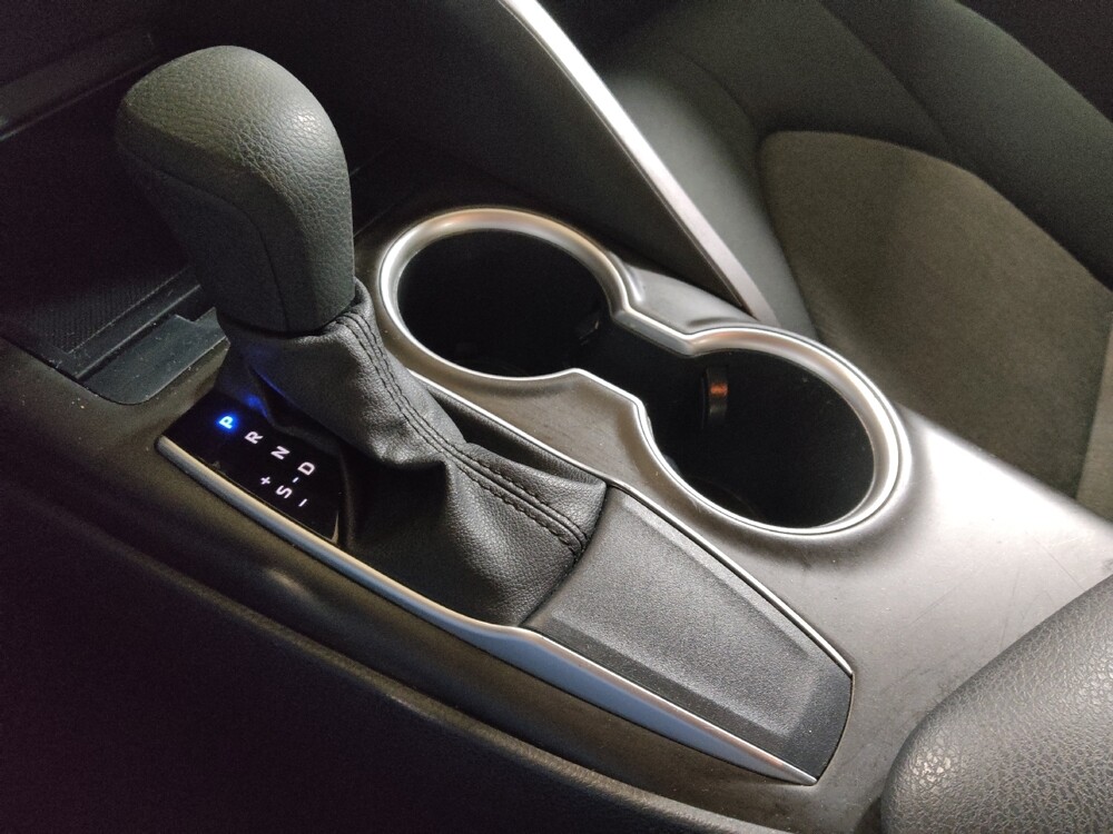 2021 Toyota Camry in Arlington, TX 76011 - 18112319 26