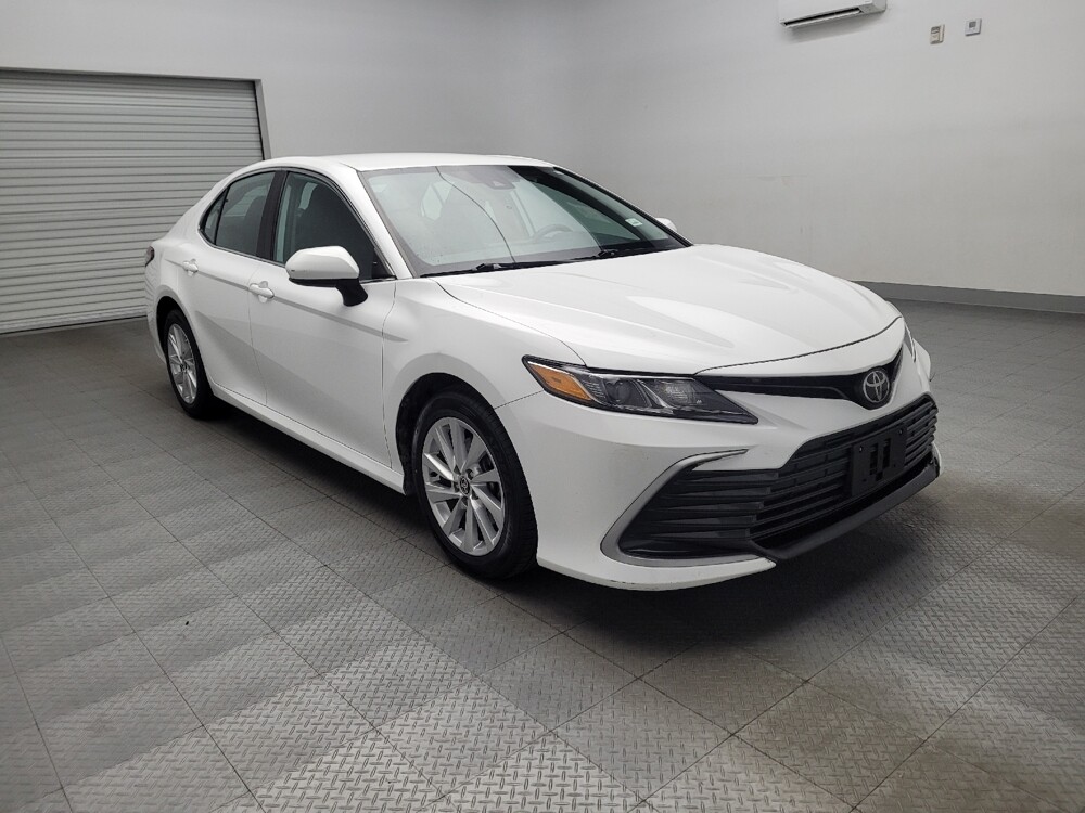 2021 Toyota Camry in Arlington, TX 76011 - 18112319 13