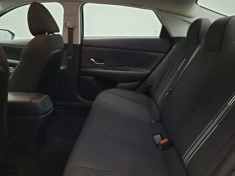 2023 Hyundai Elantra in Glendale, AZ 85301 - 18112324 18