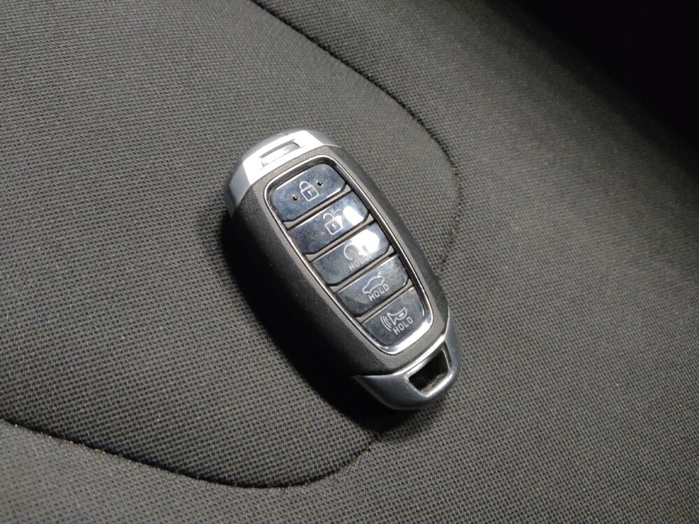 2023 Hyundai Elantra in Glendale, AZ 85301 - 18112324 32