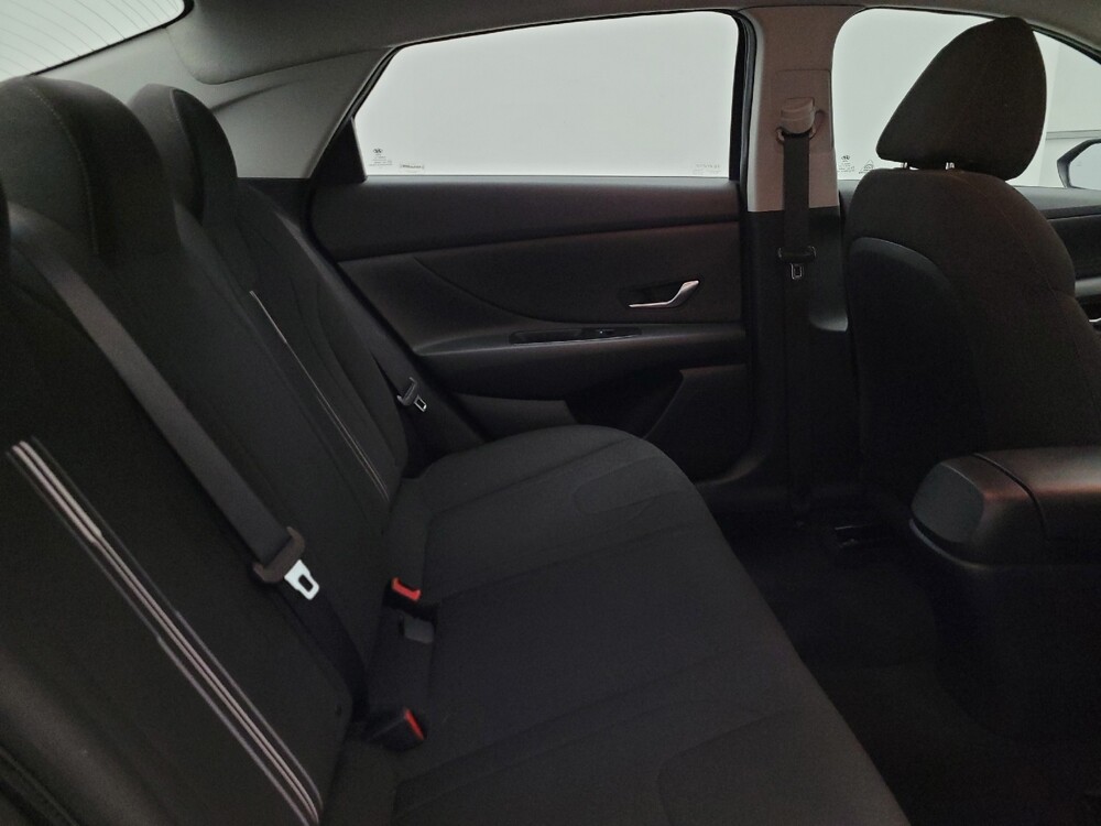 2023 Hyundai Elantra in Glendale, AZ 85301 - 18112324 19