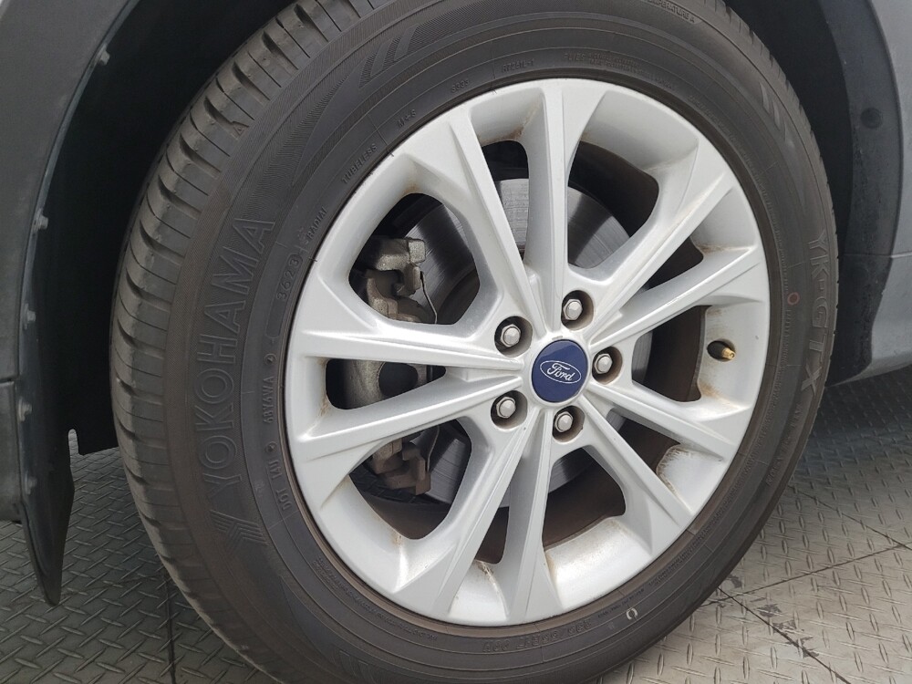 2017 Ford Escape in Chandler, AZ 85225 - 18112325 31