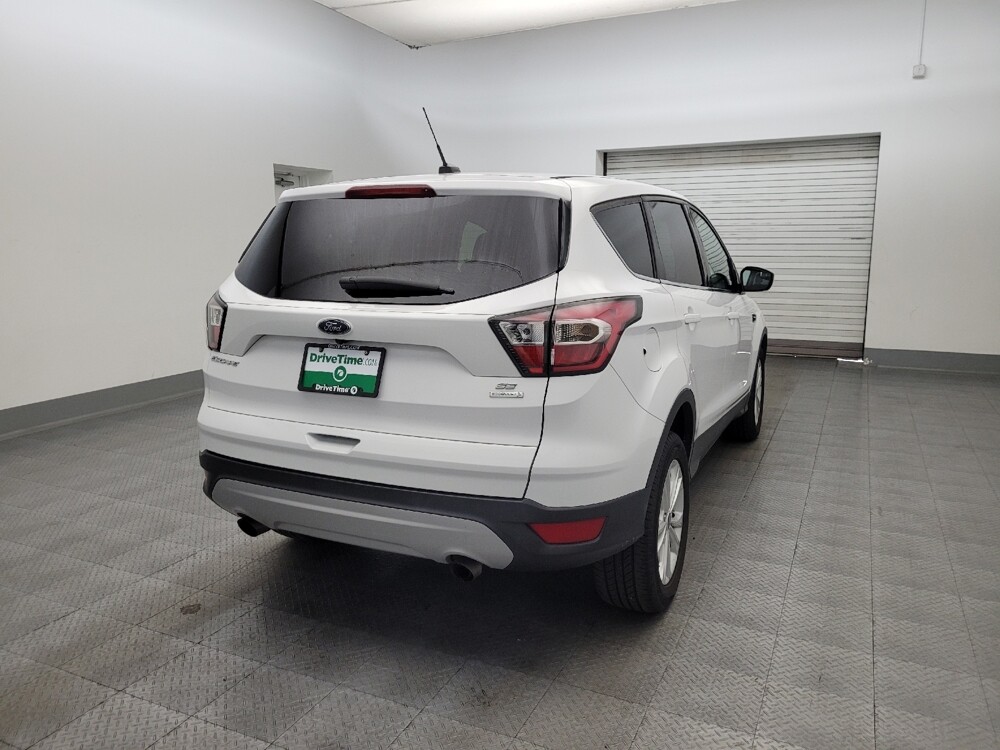2017 Ford Escape in Chandler, AZ 85225 - 18112325 7