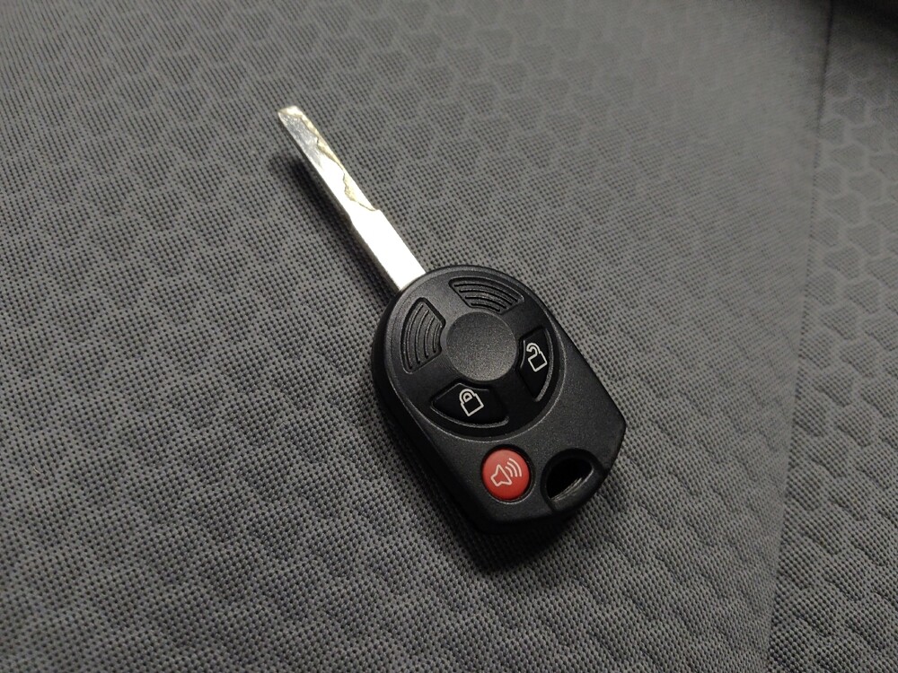 2017 Ford Escape in Chandler, AZ 85225 - 18112325 32