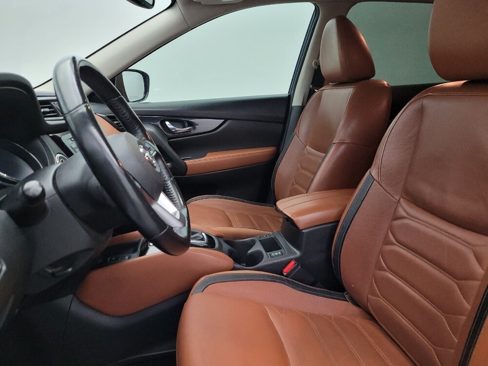 2018 Nissan Rogue in Glendale, AZ 85301 - 18112326 17