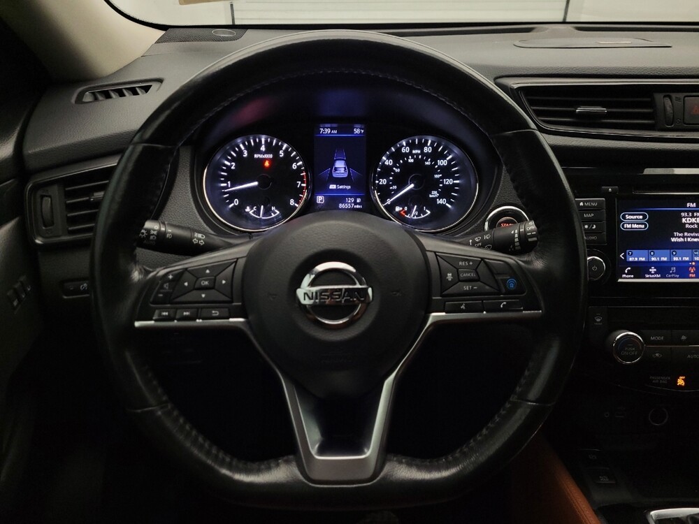 2018 Nissan Rogue in Glendale, AZ 85301 - 18112326 22