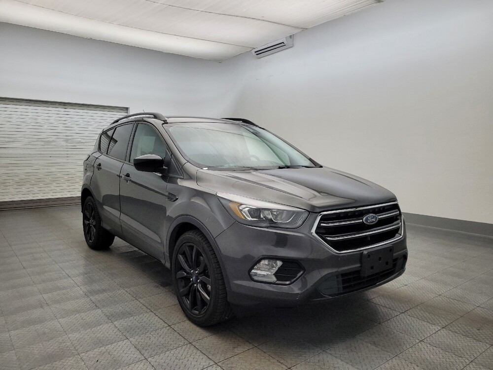 2018 Ford Escape in Glendale, AZ 85301 - 18112332 13