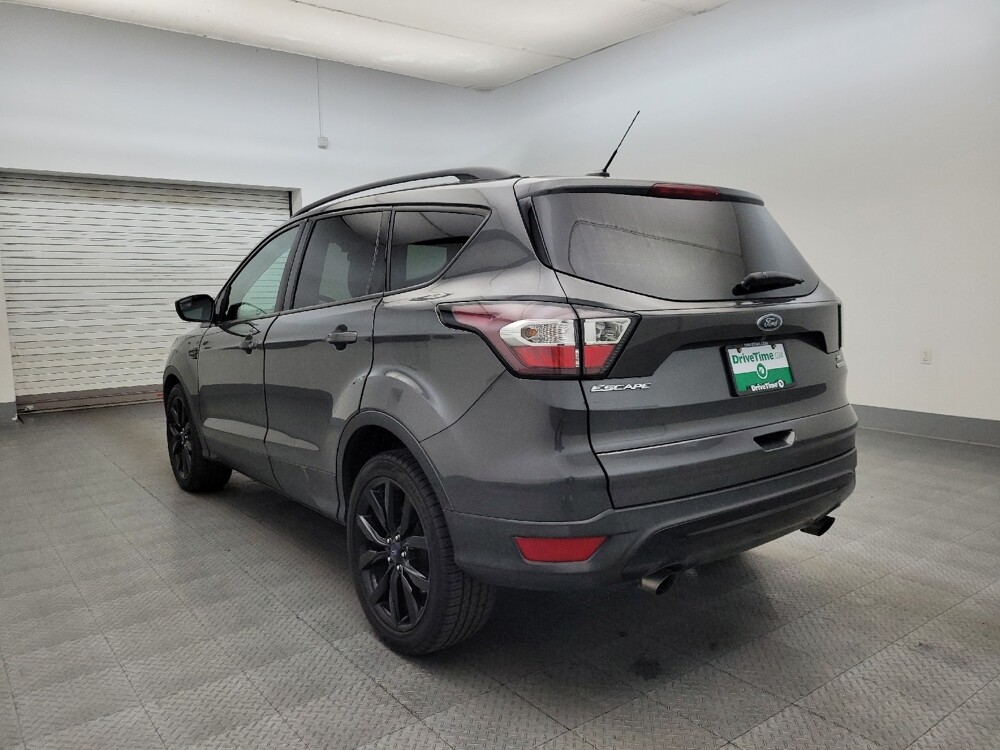 2018 Ford Escape in Glendale, AZ 85301 - 18112332 5