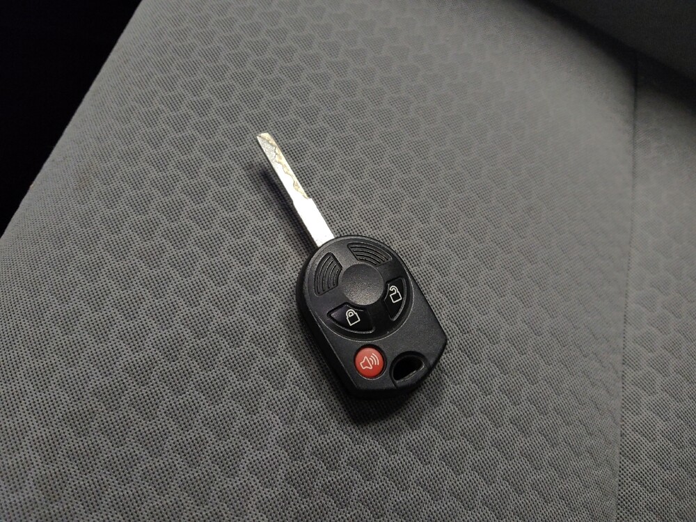 2018 Ford Escape in Phoenix, AZ 85015 - 18112333 32