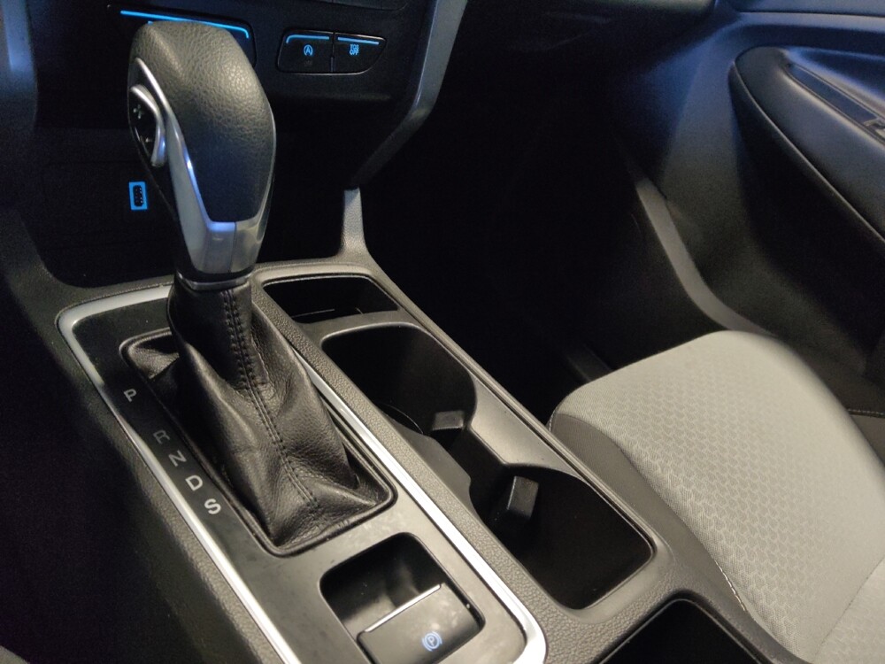 2018 Ford Escape in Phoenix, AZ 85015 - 18112333 26