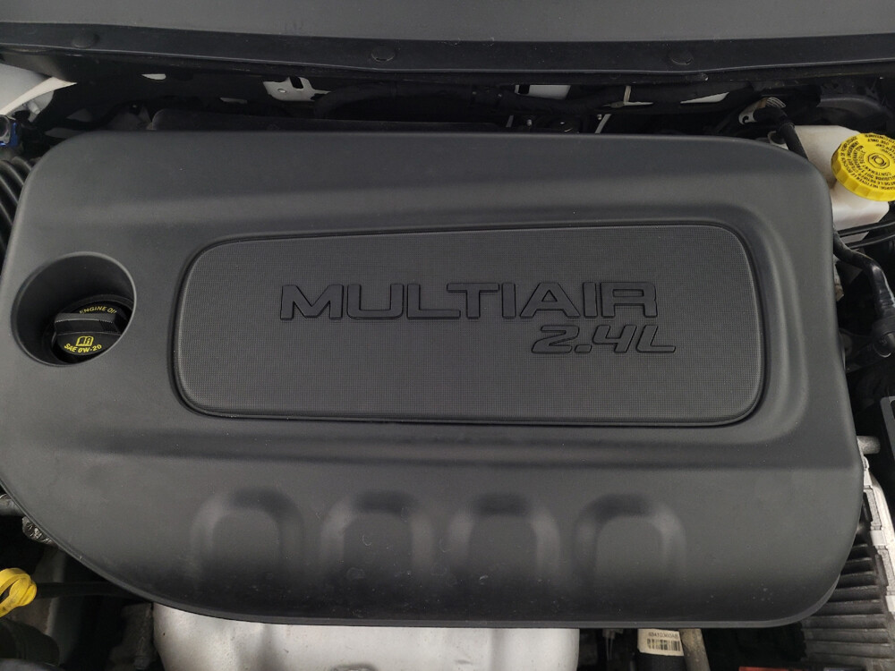 2020 Jeep Cherokee in Tampa, FL 33619 - 18112334 30